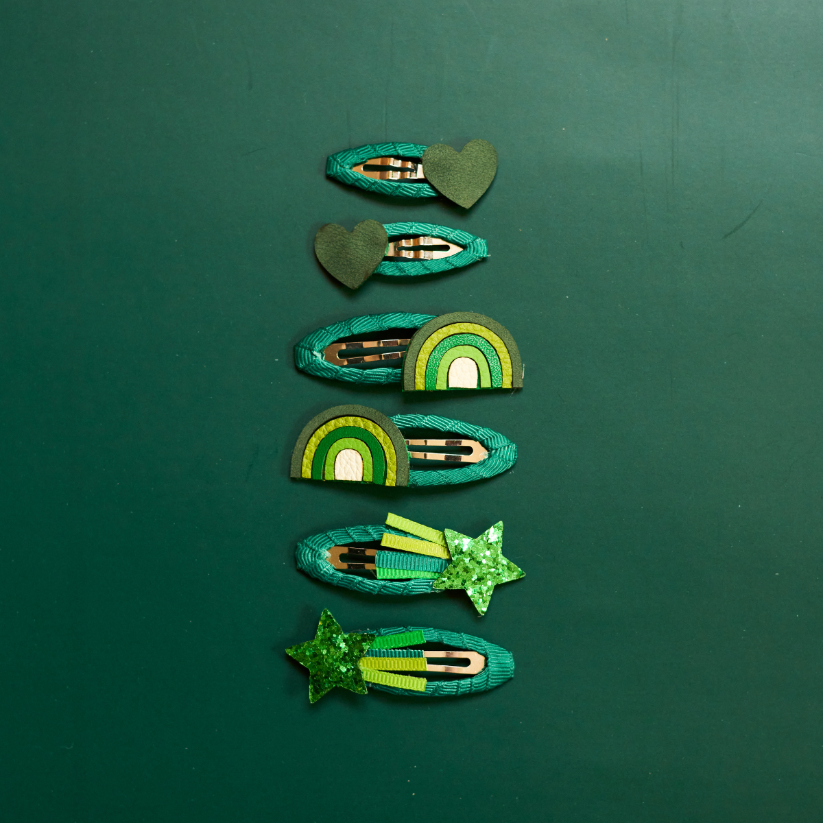 Green heart rainbow star hair clips